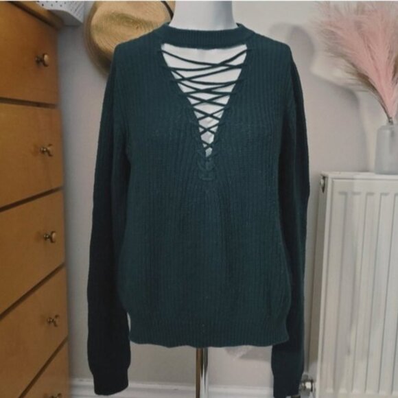 Hunter Green Ring Neck Strappy Front Knit Sweater- S - Picture 1 of 12